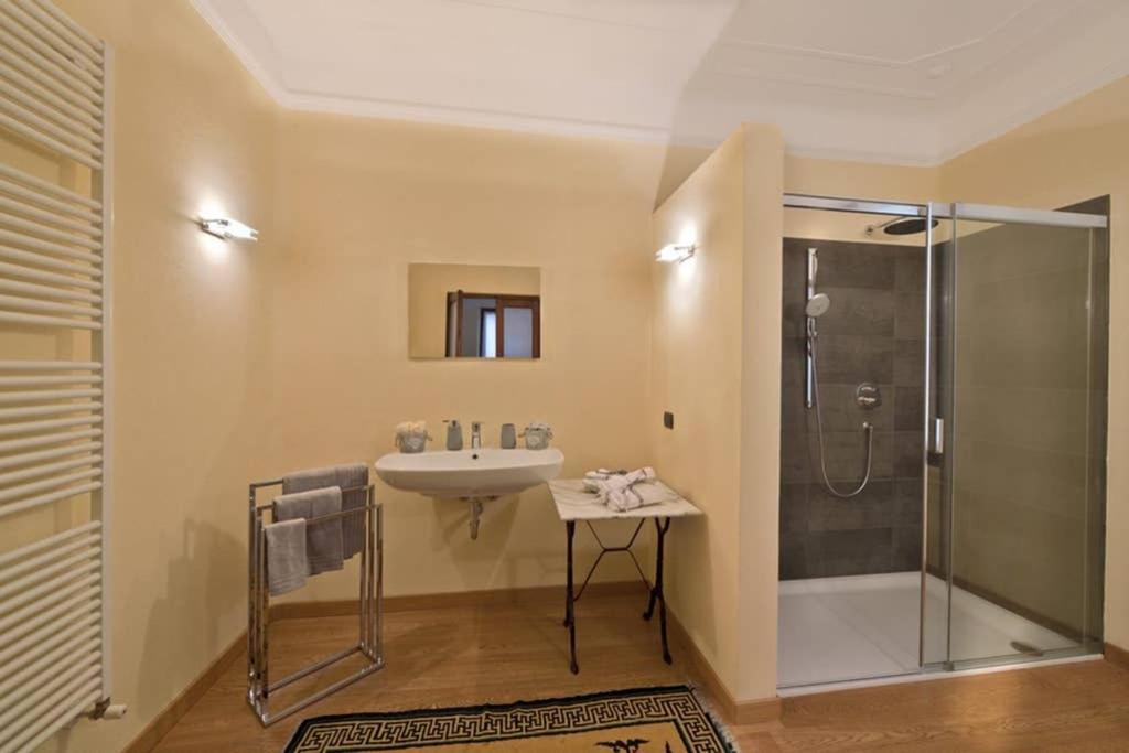 بارما C-Rooms, Residenza Correggio المظهر الخارجي الصورة
