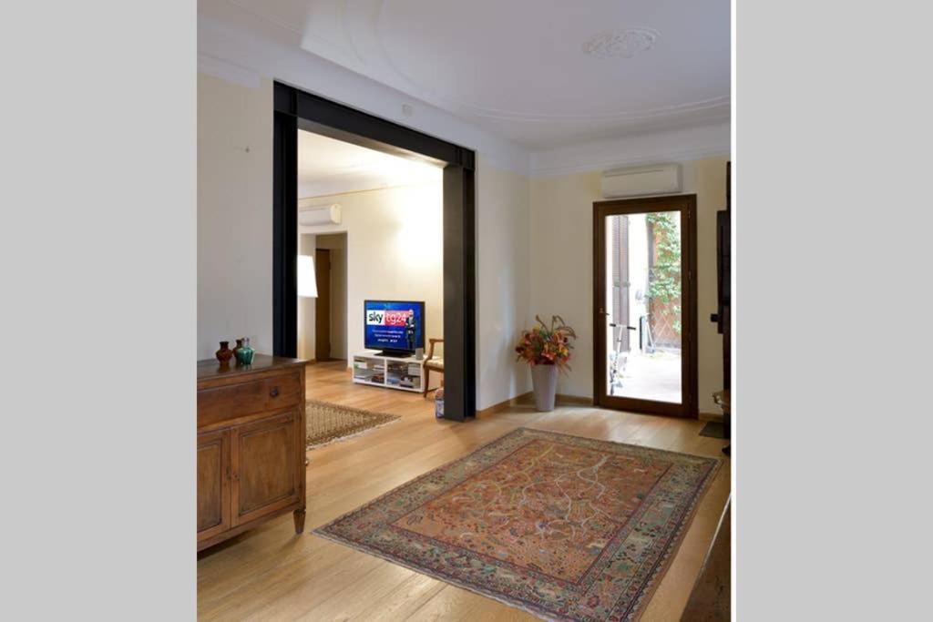 بارما C-Rooms, Residenza Correggio المظهر الخارجي الصورة